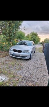 BMW 116i - - BMW 116 aus 2004: 116i