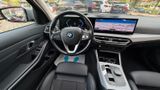 BMW 320d xDrive/Head Up/Kamera/Sportsitze/Widescreen - Thumbnail 14