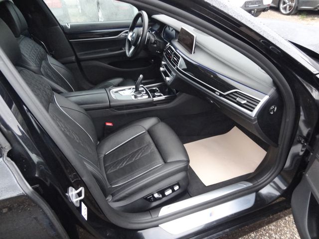 Fahrzeugabbildung BMW 750 d xDrive/M-Paket/Gestik/HUD/Laser/GSD/Luft/