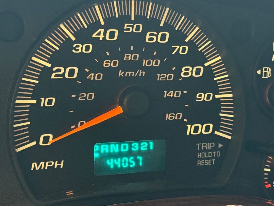 Fahrzeugabbildung Chevrolet Express Chevy Van Explorer Ltd. 70 Tkm 22"