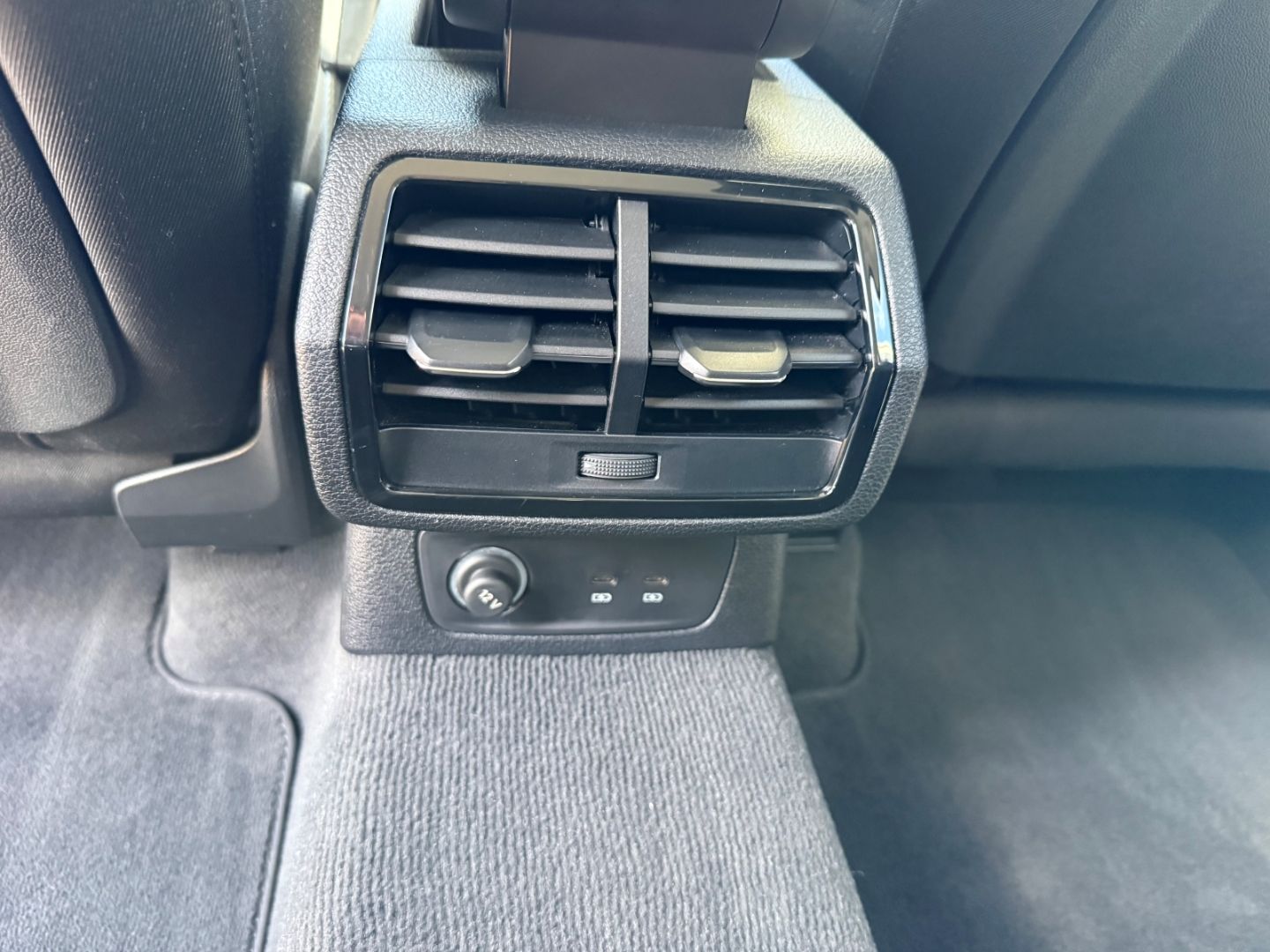 Fahrzeugabbildung Audi Q3 35 TDI S Line LED ACC TWA Navi el. Heckkl. Fu