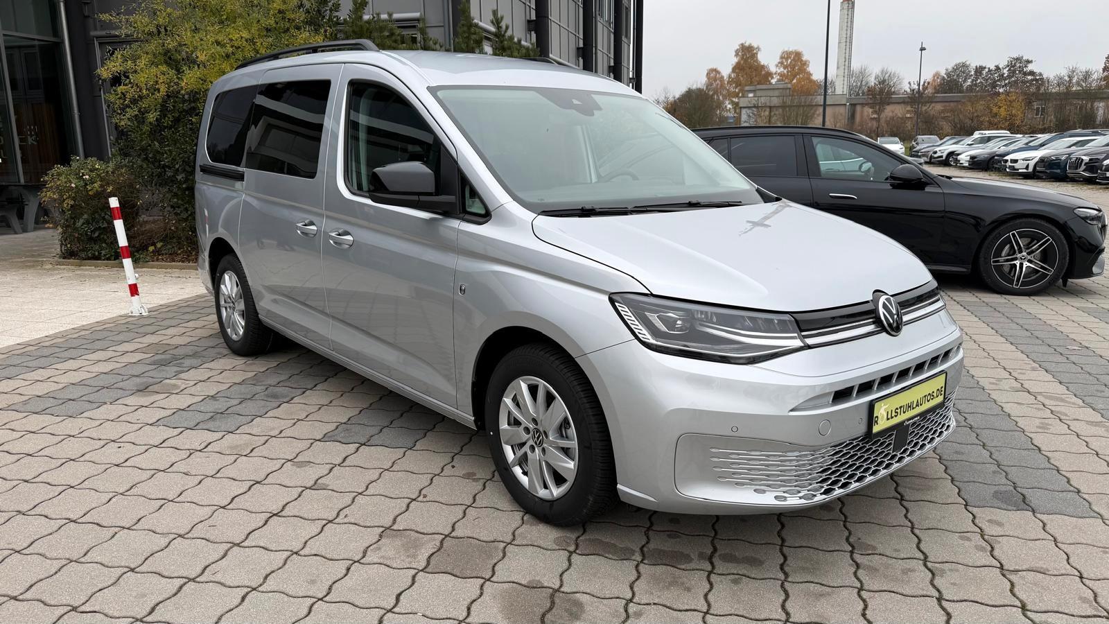 Volkswagen Caddy Maxi Life *Rollstuhlumbau*