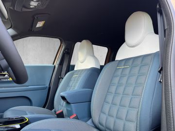 Fiat Grande Panda La Prima Elektro SHZ LHZ LED NAV