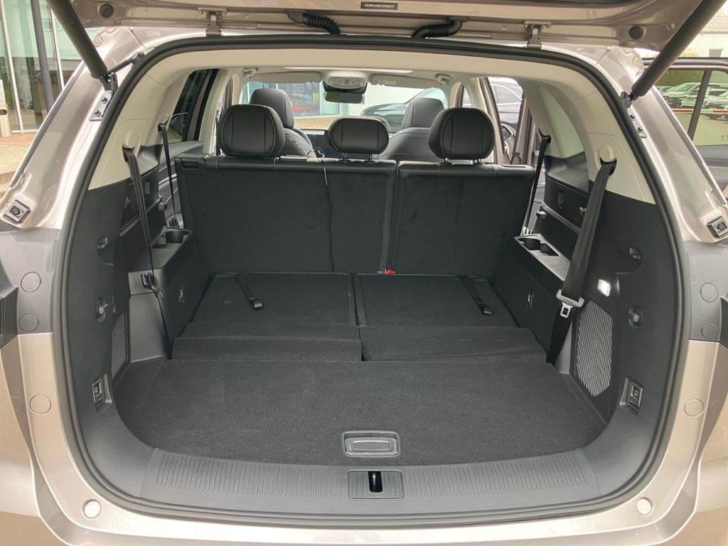 MG S9 PHEV Premium 360 DISTR PANO SPUR PDC SHD SHZ