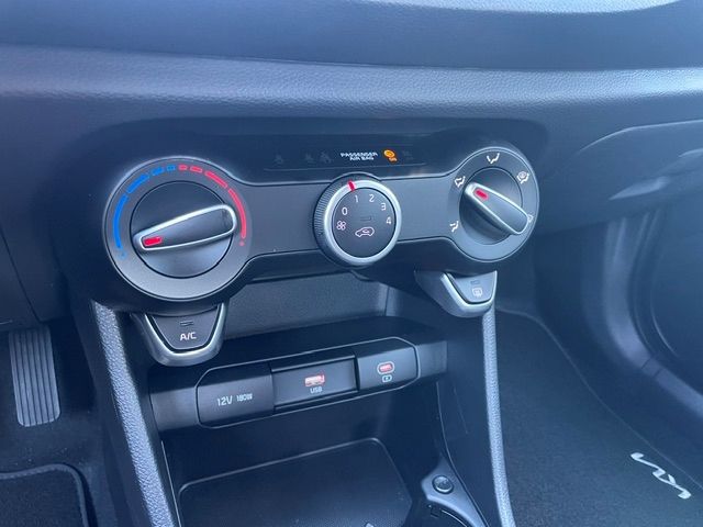 Fahrzeugabbildung Kia Picanto Core Verkehrszeichenerk Kamera Tempomat