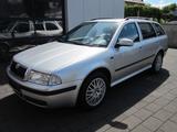 Skoda Octavia Combi 1.6"Style"Klimaauto*SH*Tempo*Alu* - Skoda Octavia aus 2003: Kombi