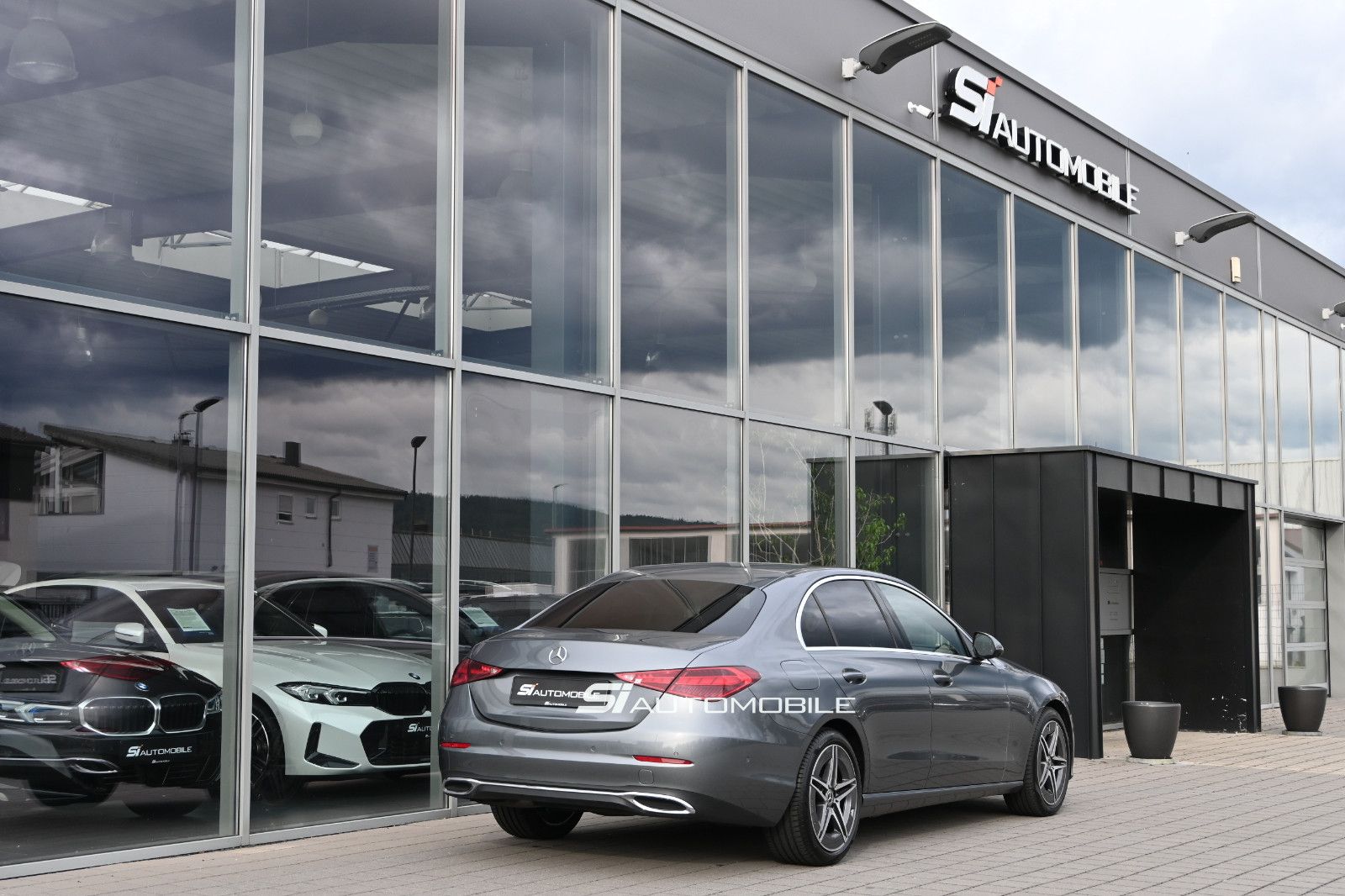 Fahrzeugabbildung Mercedes-Benz C 220 d 4M °UVP 87.989€°ACC°AHK°HUD°STHZG°18"AMG