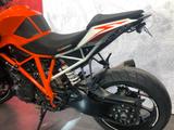 KTM 1290 Super Duke R + Extras - KTM DUKE