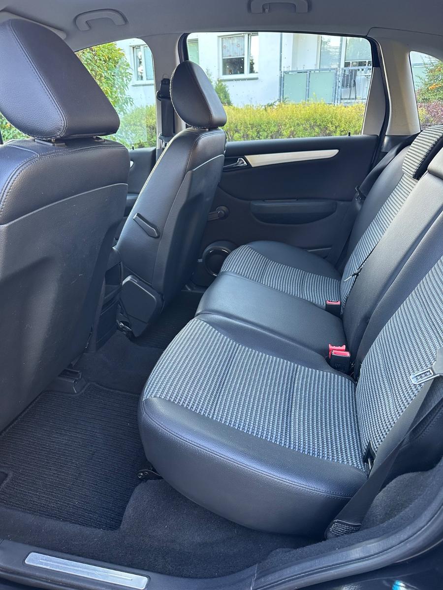 Mercedes-Benz B170 2006 — photo 8