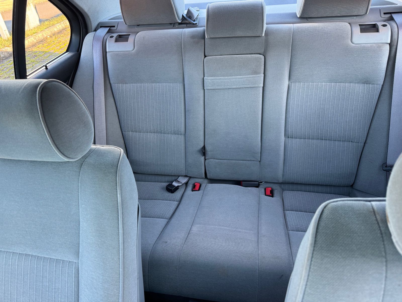 Fahrzeugabbildung BMW 520i