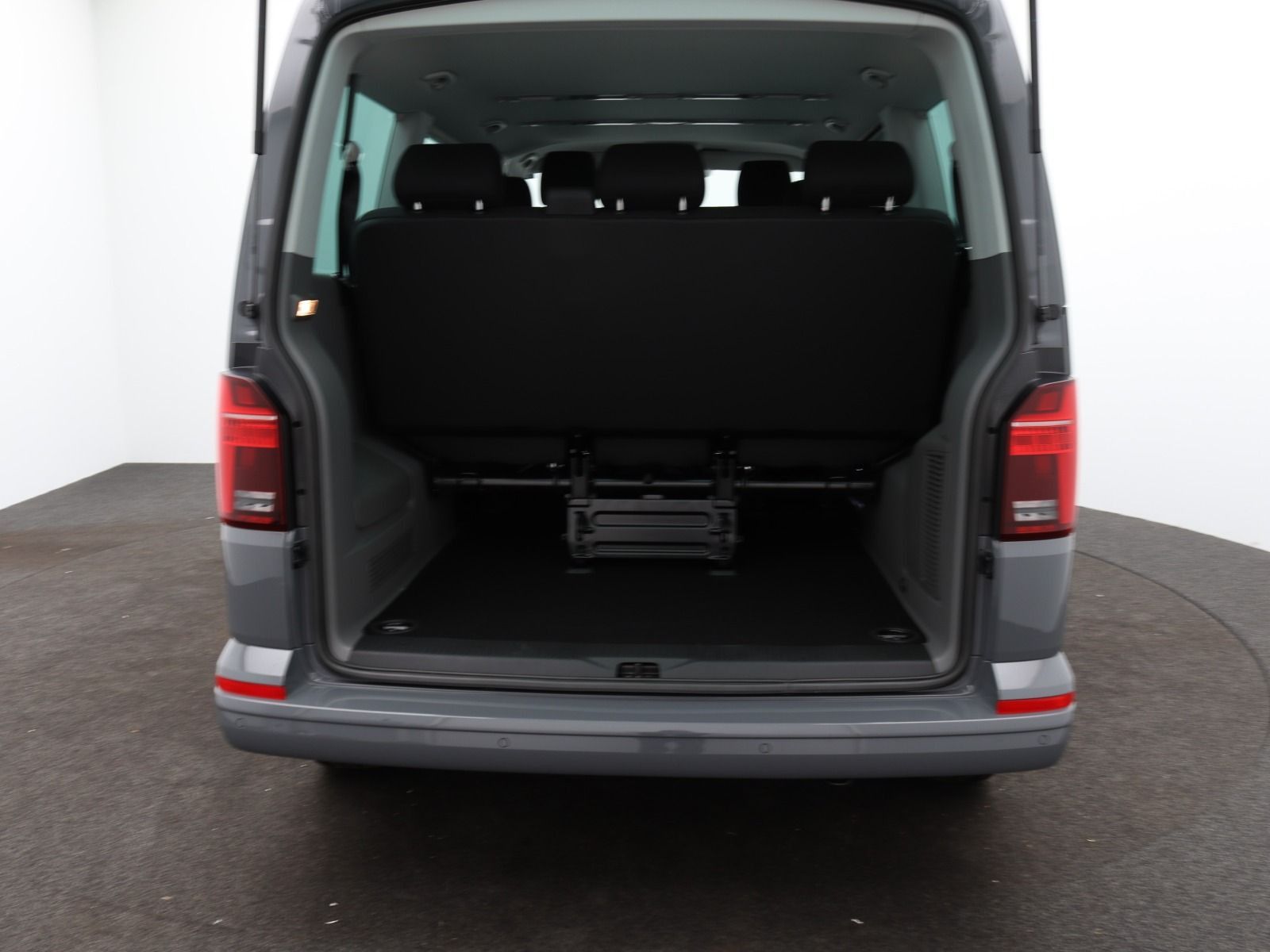 Volkswagen T6 Caravelle - Bild 9