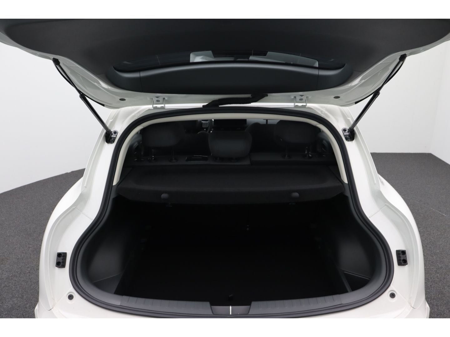 Fahrzeugabbildung GWM ORA 5 1.5 Turbo 7-Gang DCT Premium 360 Kamera AC