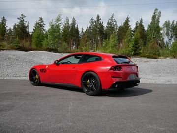 صورة 5 لـ 2019 Ferrari GTC4LUSSO
