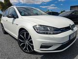 Volkswagen Golf VII Variant IQ.DRIVE BlueMotion DSG ACC - Volkswagen Golf: Variant Bluemotion