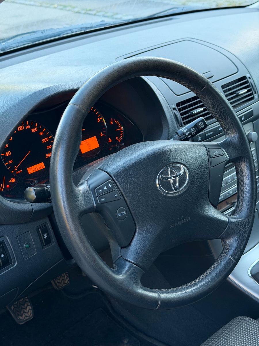 Toyota Avensis 2006 — photo 7