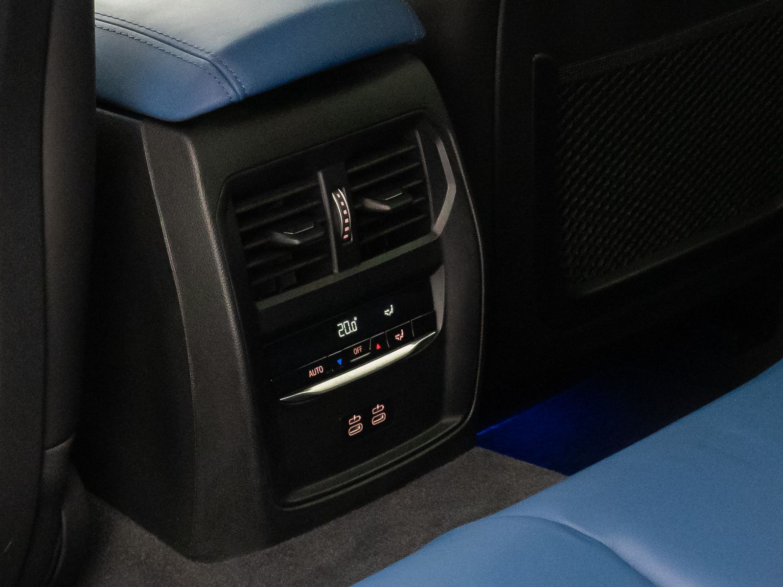 Fahrzeugabbildung BMW 320d xD M Sport DAB Laser Standhz 360°Individuai