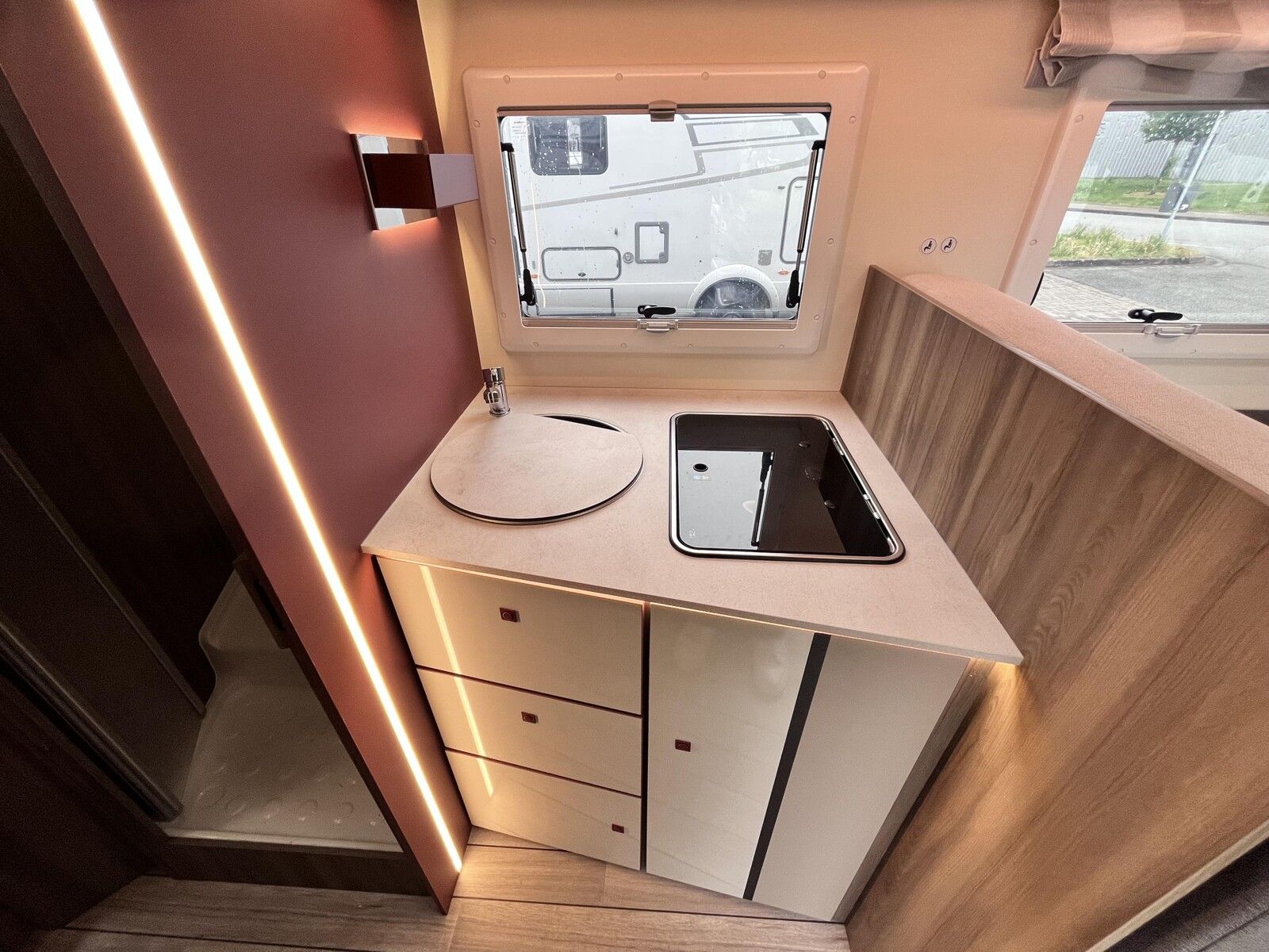 Fahrzeugabbildung Roller Team Kronos 284 M Ford