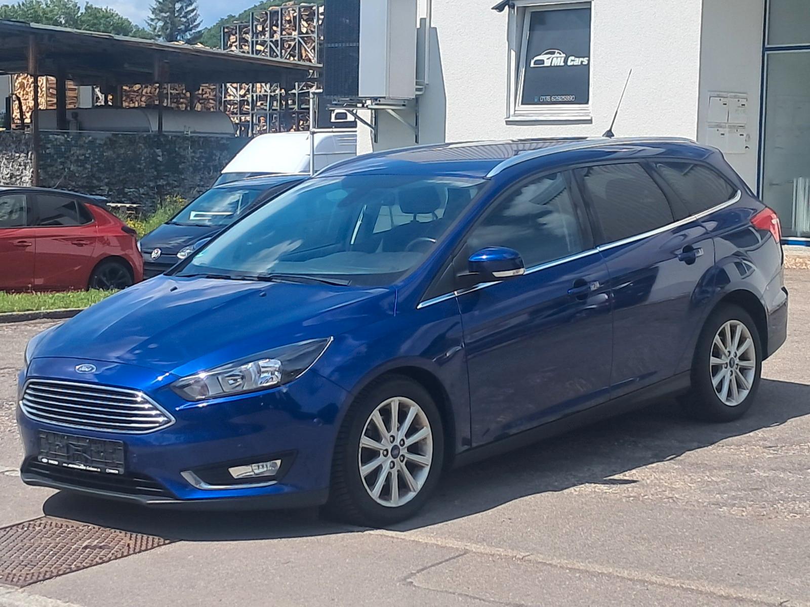 Ford Focus Turnier 1.0 EcoBoost Titanium * SHZ/PDC/LH