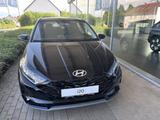 Hyundai i20 1.0T 100PS Select NAVI+RÜCKFAHRKAMERA - Hyundai i20: Schwarz