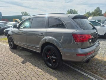 Audi Q7 - 10