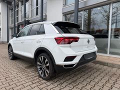 VW T-Roc Sport 4Motion/ DAB+/ NAVIGATION/ DCC/ LED VW T-Roc Sport 4Motion/ DAB+/ NAVIGATION/ DCC/ LED