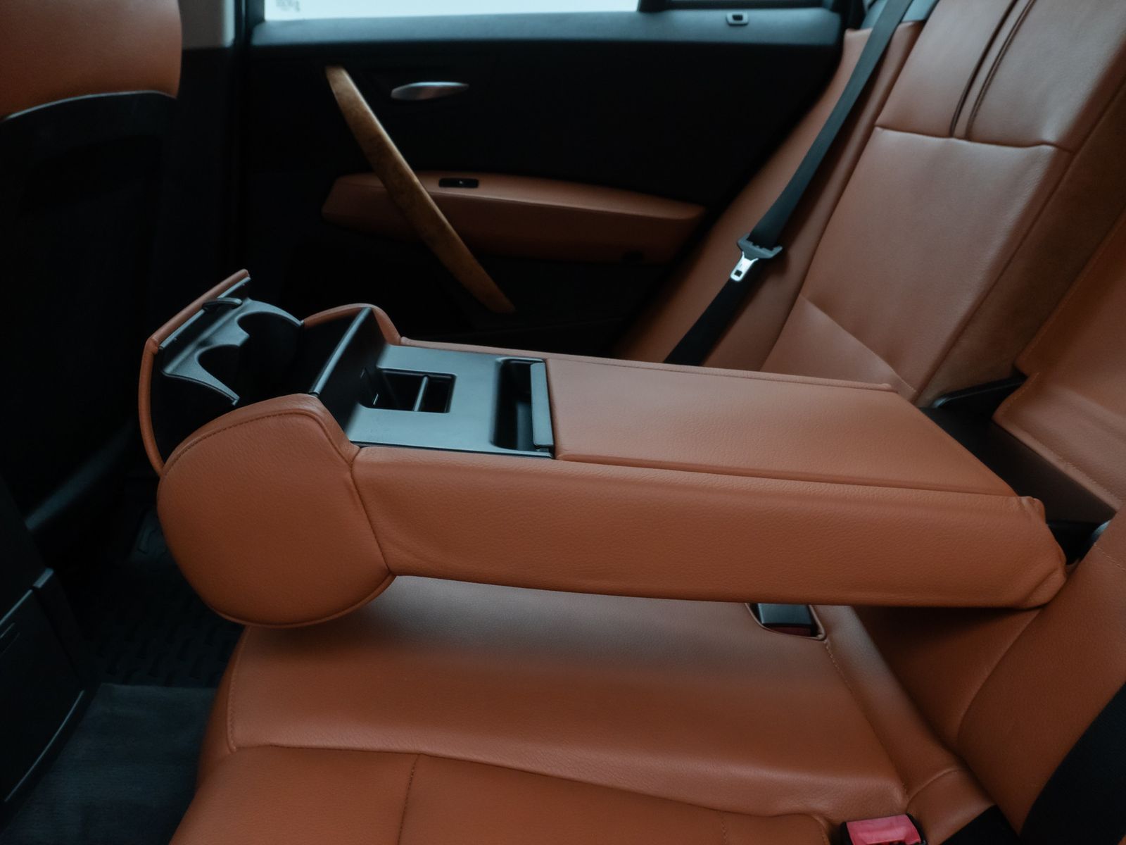 Fahrzeugabbildung BMW X3 xD30d Leder Xenon PDC Sitzhzg Lordos NaviPro