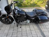 Harley-Davidson Sport Glide mit 117 Leistungsniveau  - HARLEY-DAVIDSON SPORT GLIDE