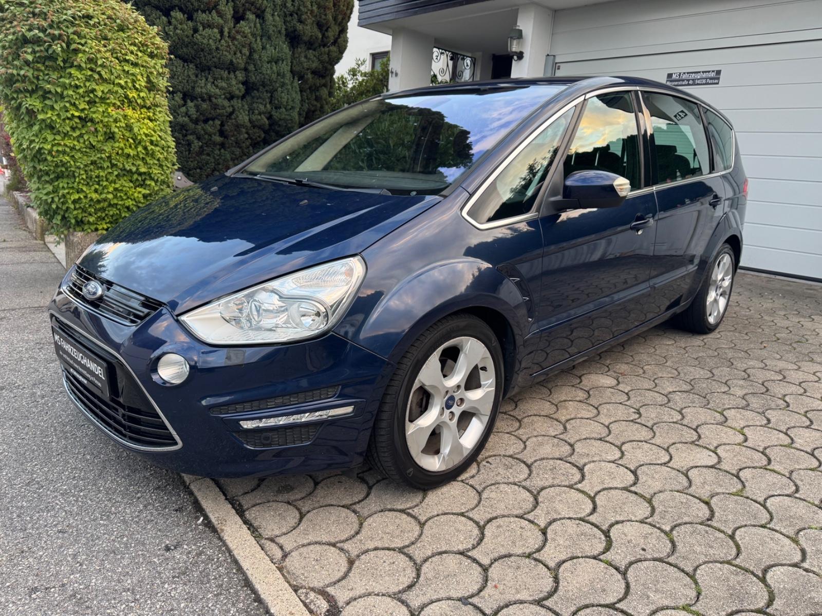 Ford S-MAX Titanium Automatik *AHK*SHZ*PDC*TÜV NEU*