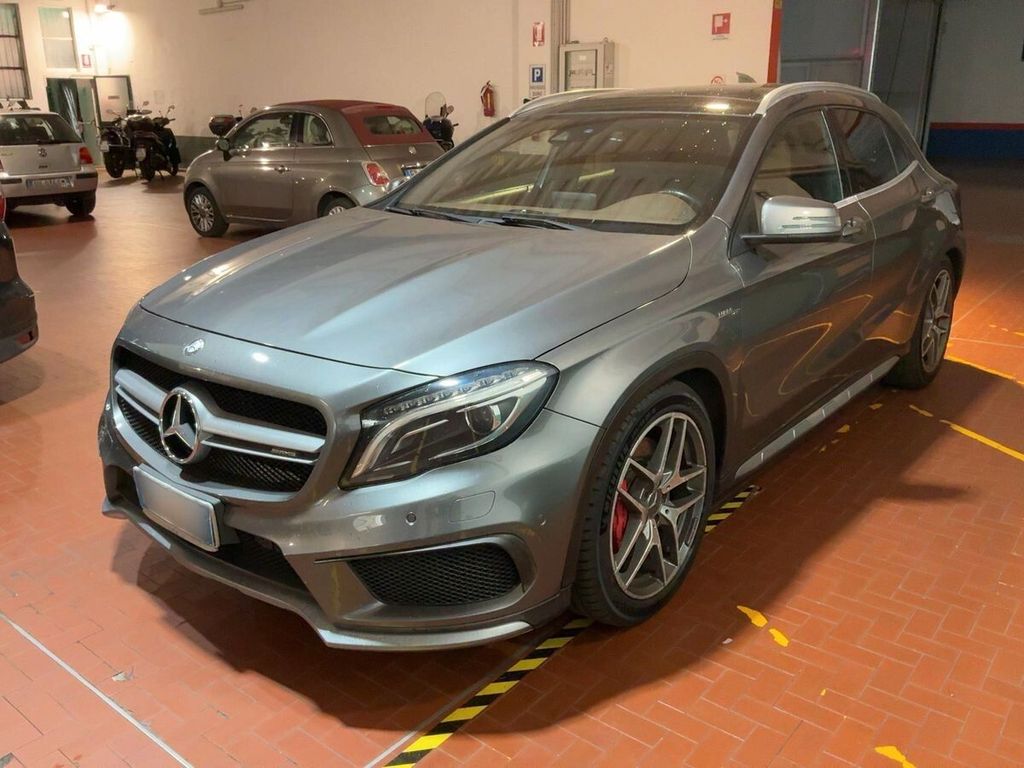 Image of Mercedes-Benz GLA 45 AMG