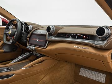 2017 Ferrari GTC4LUSSO — миниатюра 25