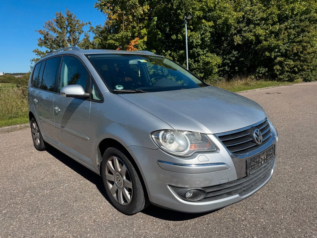 Volkswagen Touran Highline 2.0 TDI DSG,Klima,AHK