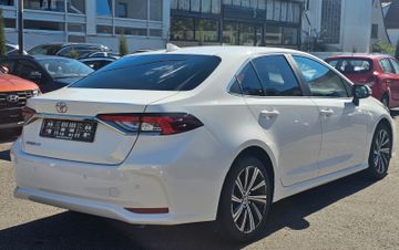 Toyota Corolla - 4