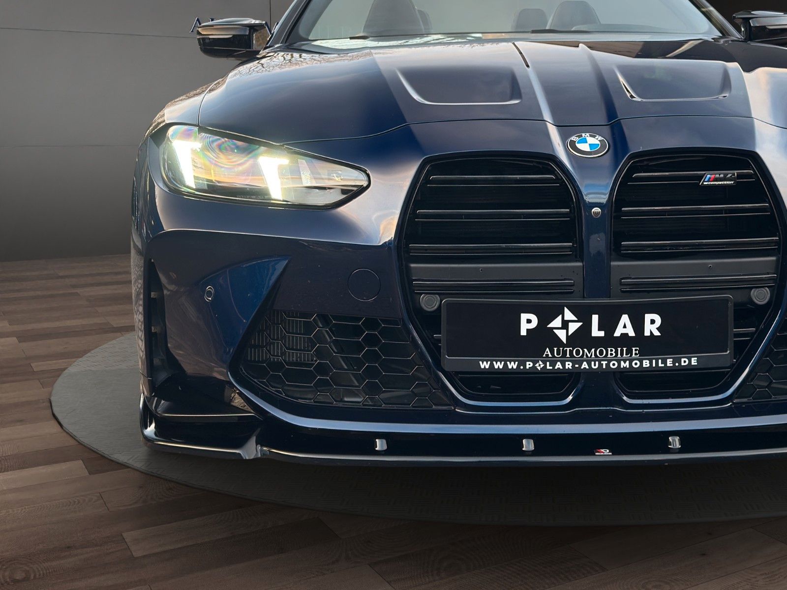 Fahrzeugabbildung BMW M4 Comp. Cabrio xDrive HUD/360°/H&K/Bhz.Lenk