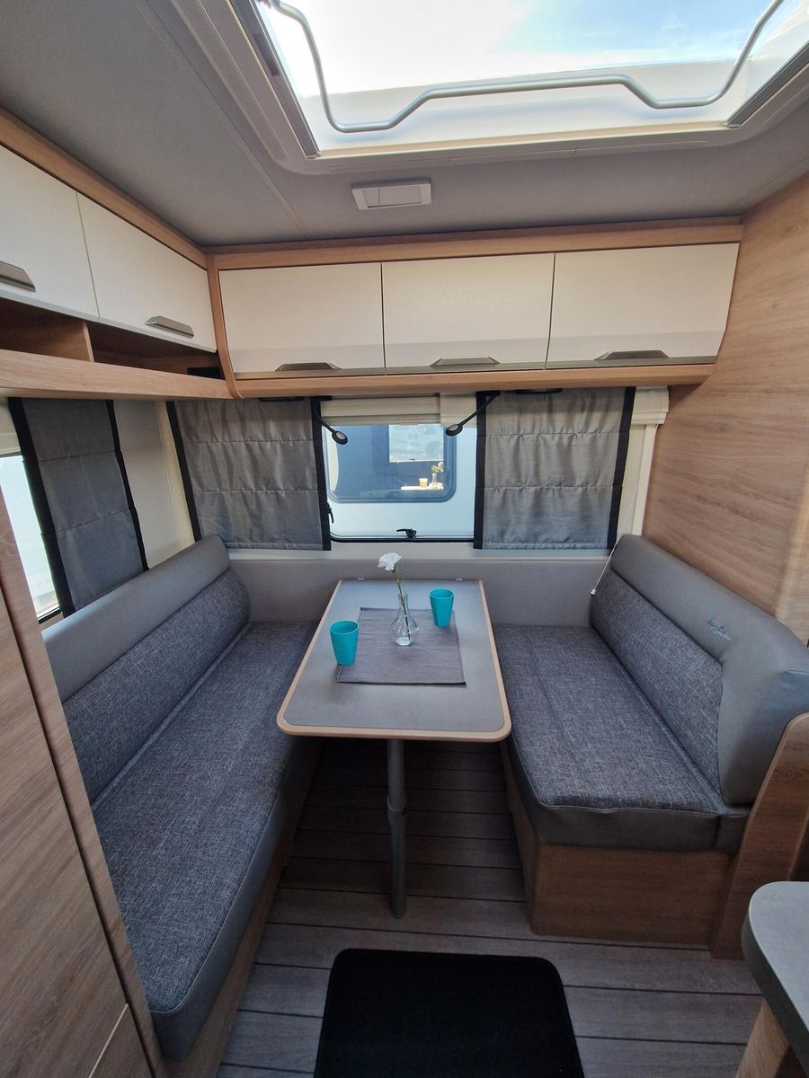 Fahrzeugabbildung Knaus Südwind 420 QD Black Selection