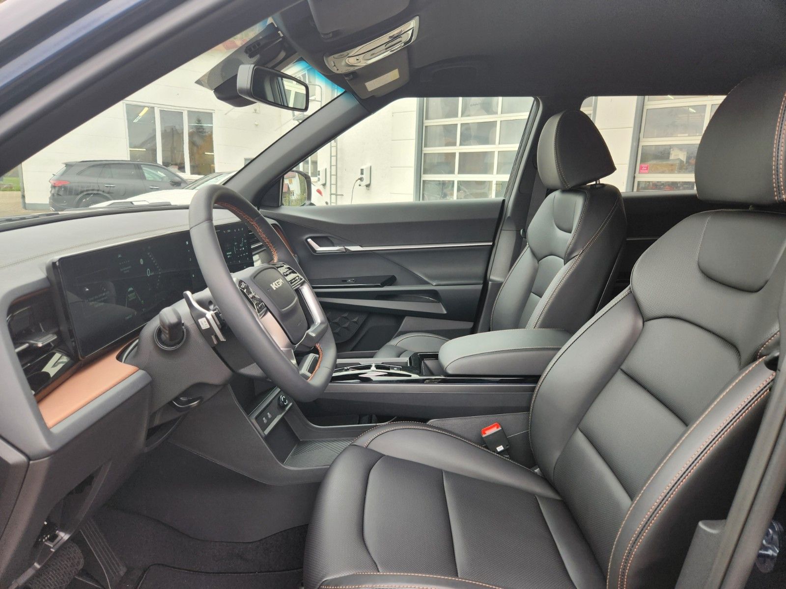 Fahrzeugabbildung KGM Torres Hybrid Essential Automatik 2WD