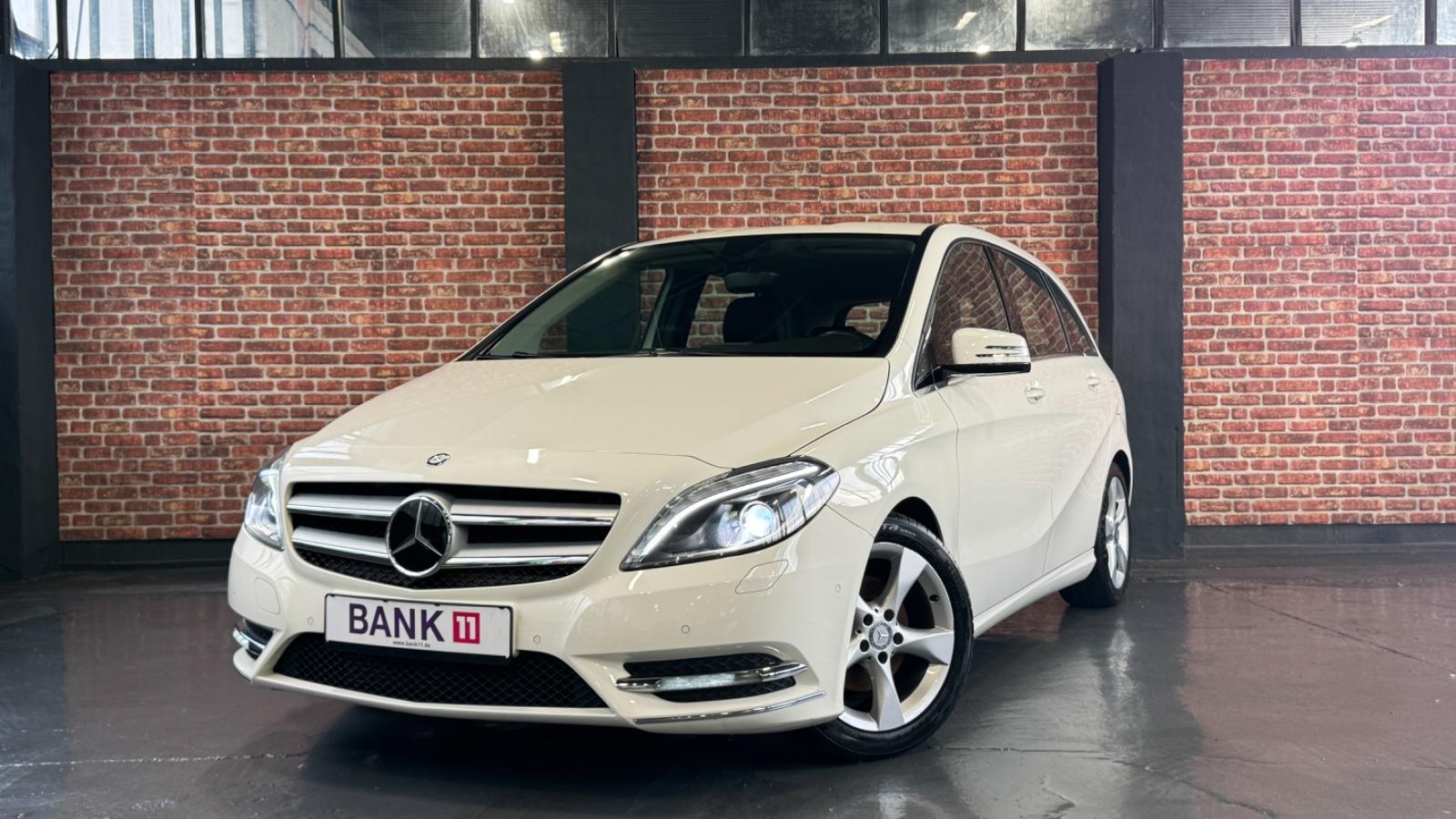 Mercedes-Benz B 180 BlueEFFICIENCY Edition 1 KAMERA*PDC*LEDER*