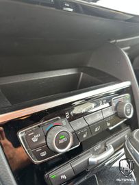 BMW 218 Active Tourer - 10