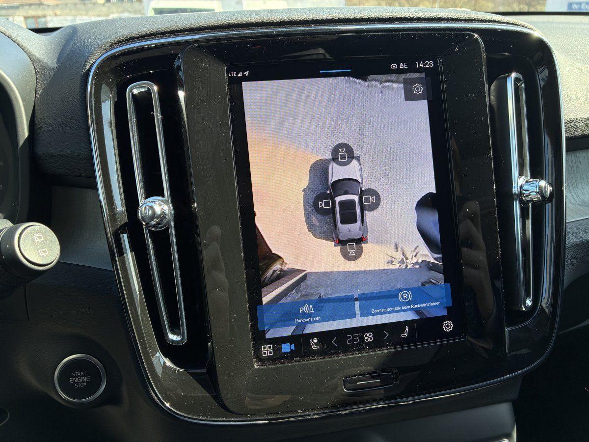 Volvo XC40 B4 Plus Dark foto 16