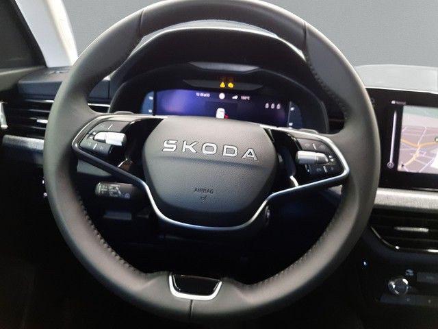 Fahrzeugabbildung Skoda Kamiq Selection 1.5TSI DSG Matrix LED AHK ACC
