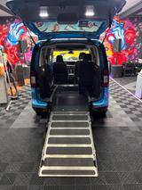 Ford rollstuhlgerechter FORD Tourneo Connect - Behindertengerechte Ford Tourneo Connect
