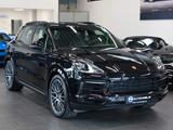 Porsche Cayenne S Sport Chrono*21" Felgen*Pano*MWST - : Schwarz, Felge