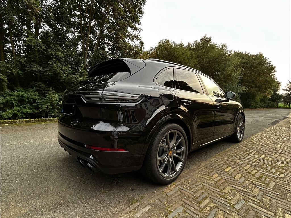 Image of Porsche Cayenne