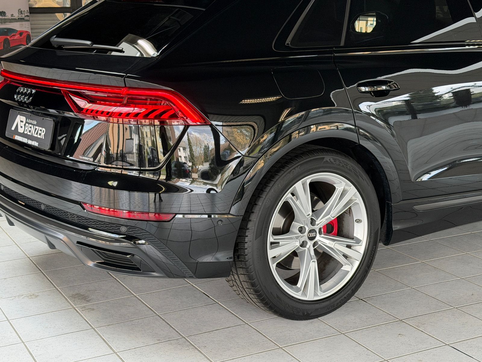 Fahrzeugabbildung Audi Q8 50 TDI Quattro/COMPETITION-PLUS/CARBON/VOLL