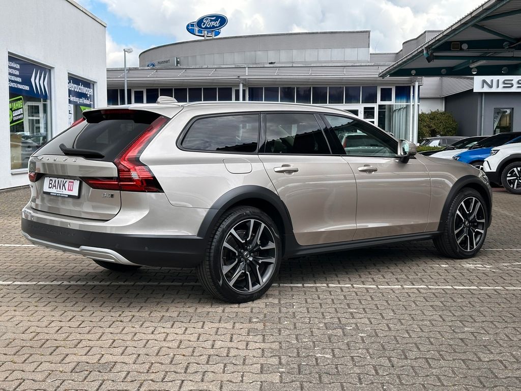 Volvo V90 Cross Country B4 AWD Ultimate *HUD*Pano*360°