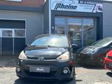Hyundai i10 YES!*SHZ*TEMPOMAT*MFKL*MEDIA* - Hyundai i10: Schwarz