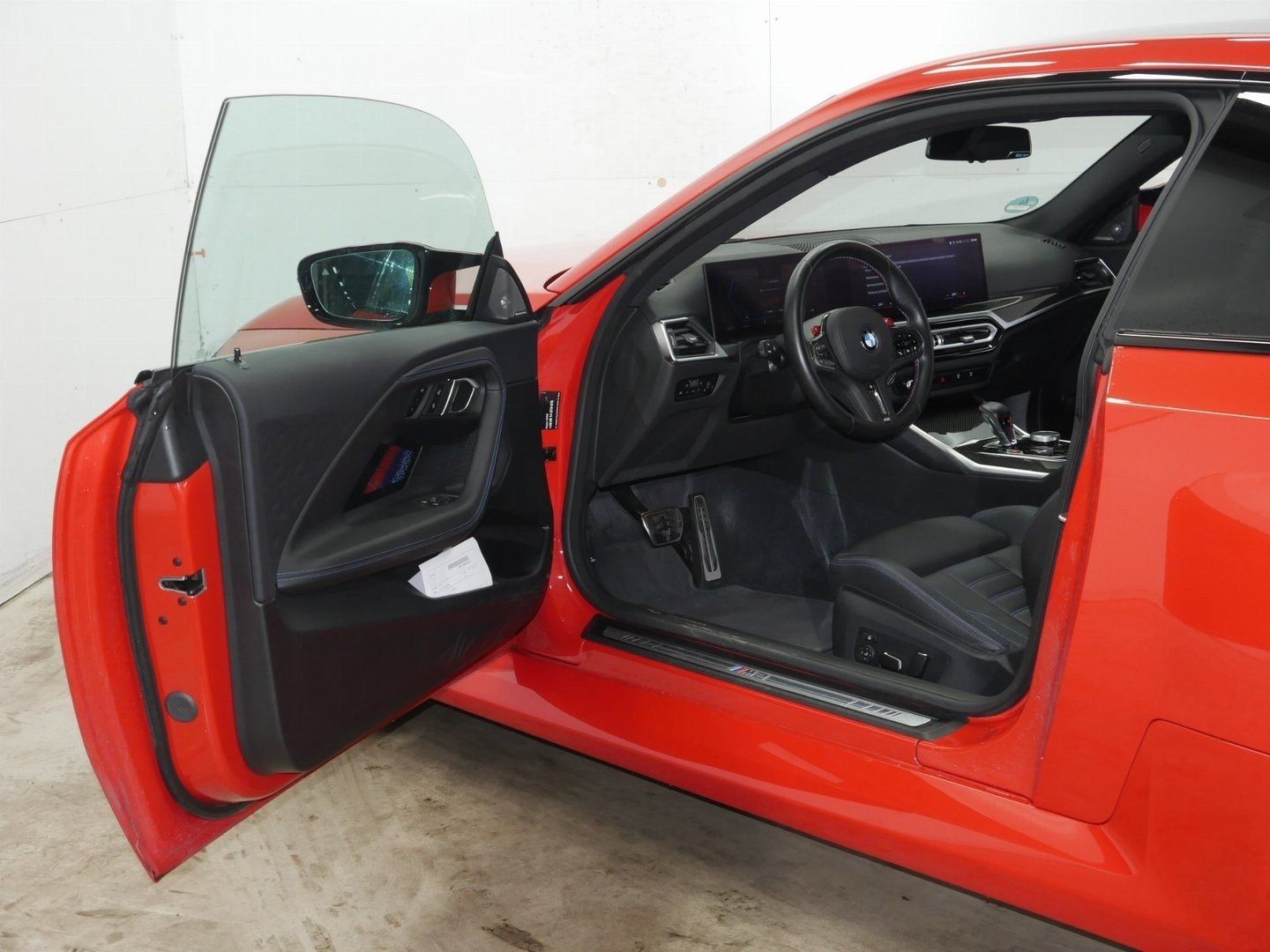 Fahrzeugabbildung BMW M2 Coupé | M Carbondach | HK Surround System | M