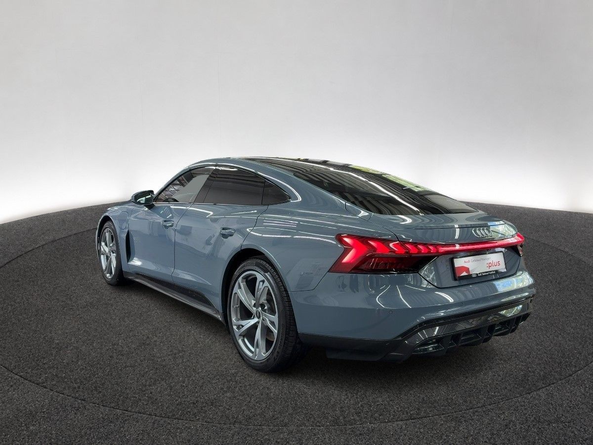 Audi e-tron GT quattro B&O DAB PDC LED Pano Sportsitz foto 2