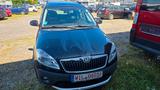 Skoda Roomster Scout Plus Edition*TÜV NEU* - Skoda Roomster Scout mit Benzin-Antrieb