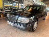 Mercedes-Benz E 200T rostfrei Erstlack Top Zustand 153.000km