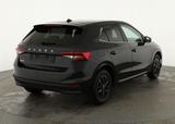 Skoda Fabia 1.0 TSI Selection, 15-Zoll schwarz, Winter - Skoda Fabia mit Benzin-Antrieb